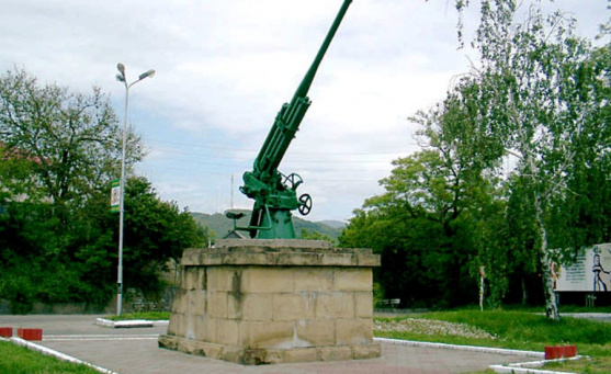 Памятник зенитчикам