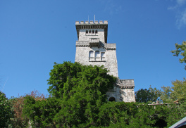 Видовая башня на горе Большой Ахун