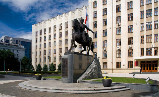 Памятник «Казакам – основателям земли Кубанской»